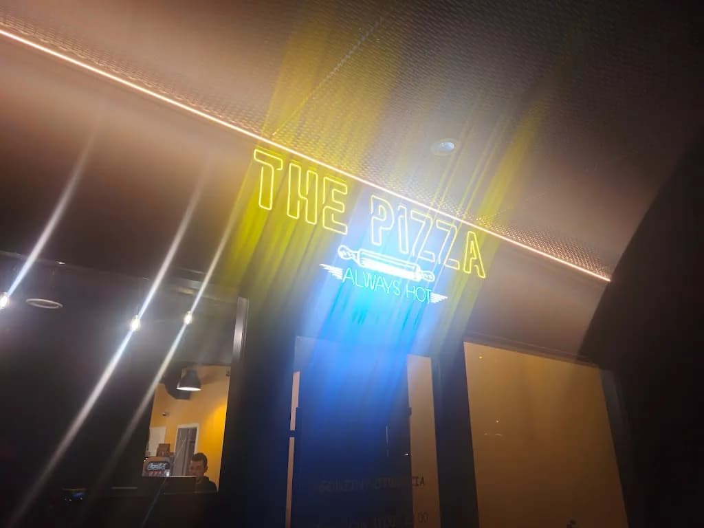 THE PIZZA