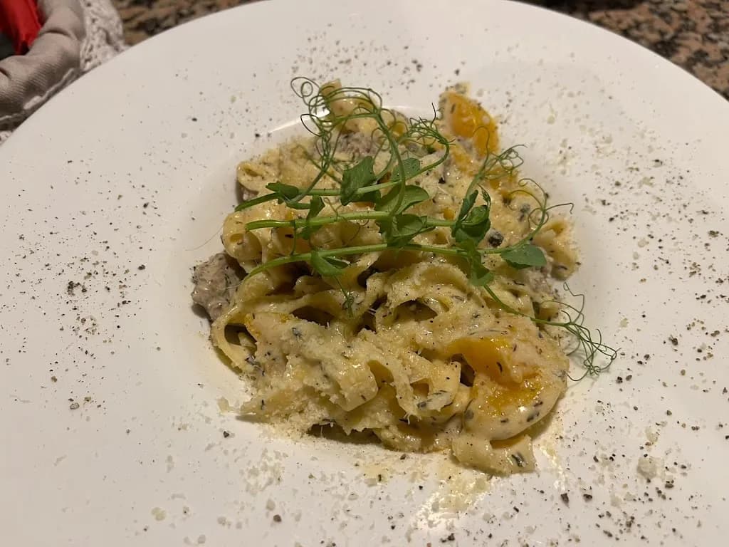 Rimini-pizza, pasta, wine