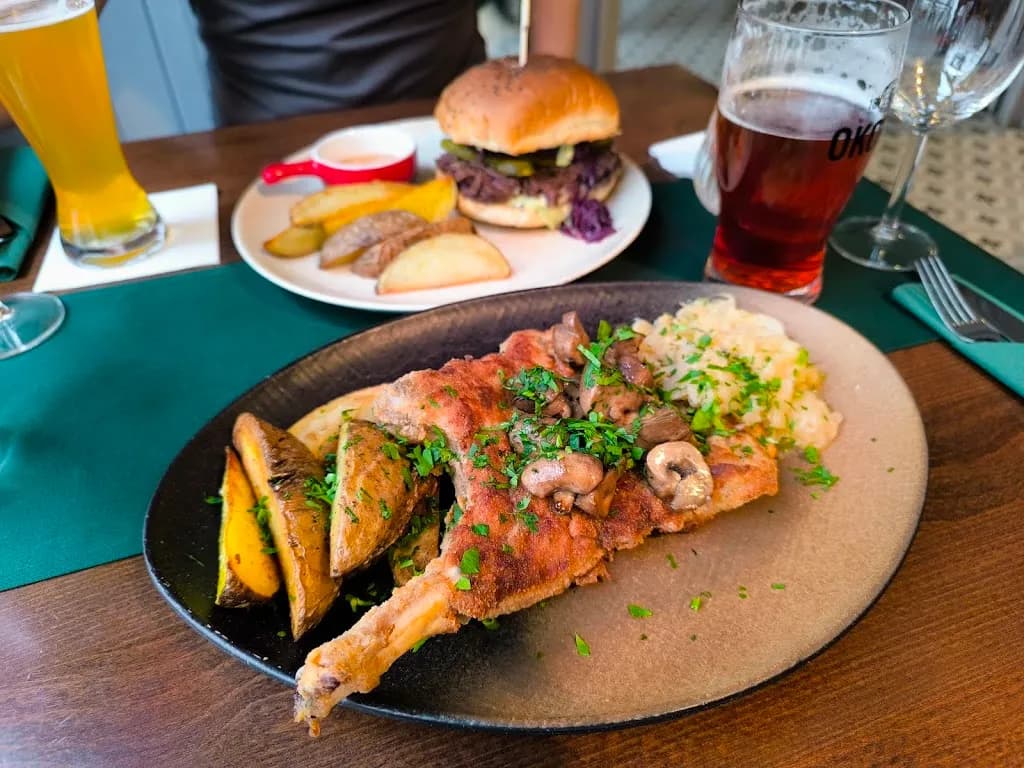 Szarlotta Restaurant