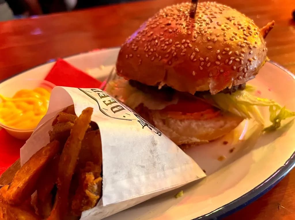 Deep Burger