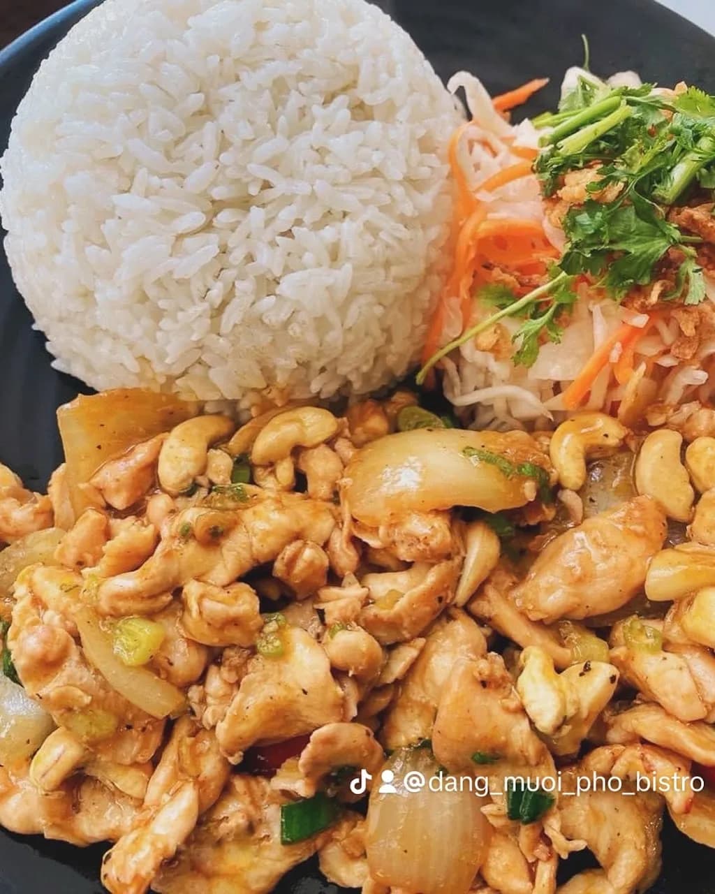 Dang Muoi Pho Nagymező