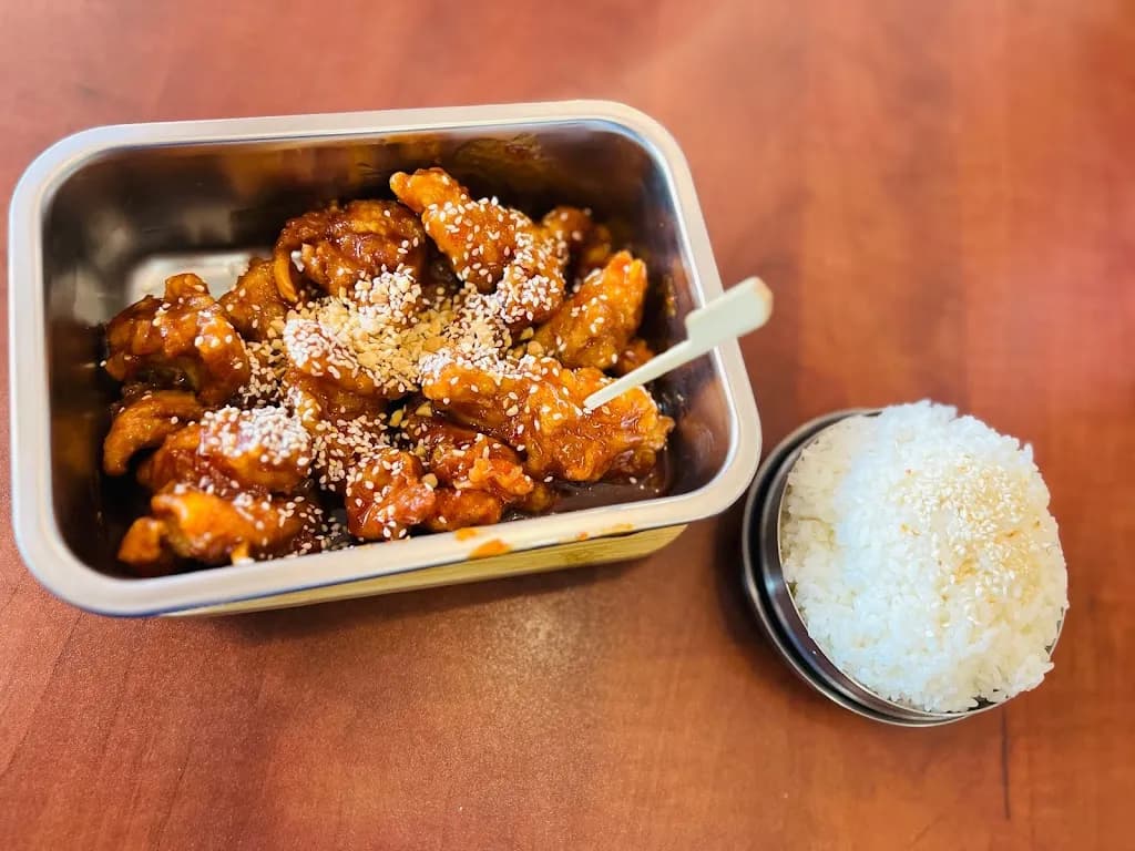 CHOI'S Korean Chicken & Cupbop (Tauron Arena area)