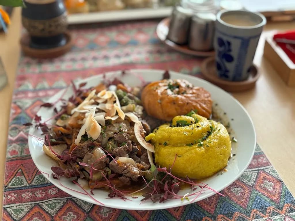 Restauracja tybetańska Tashi Momo