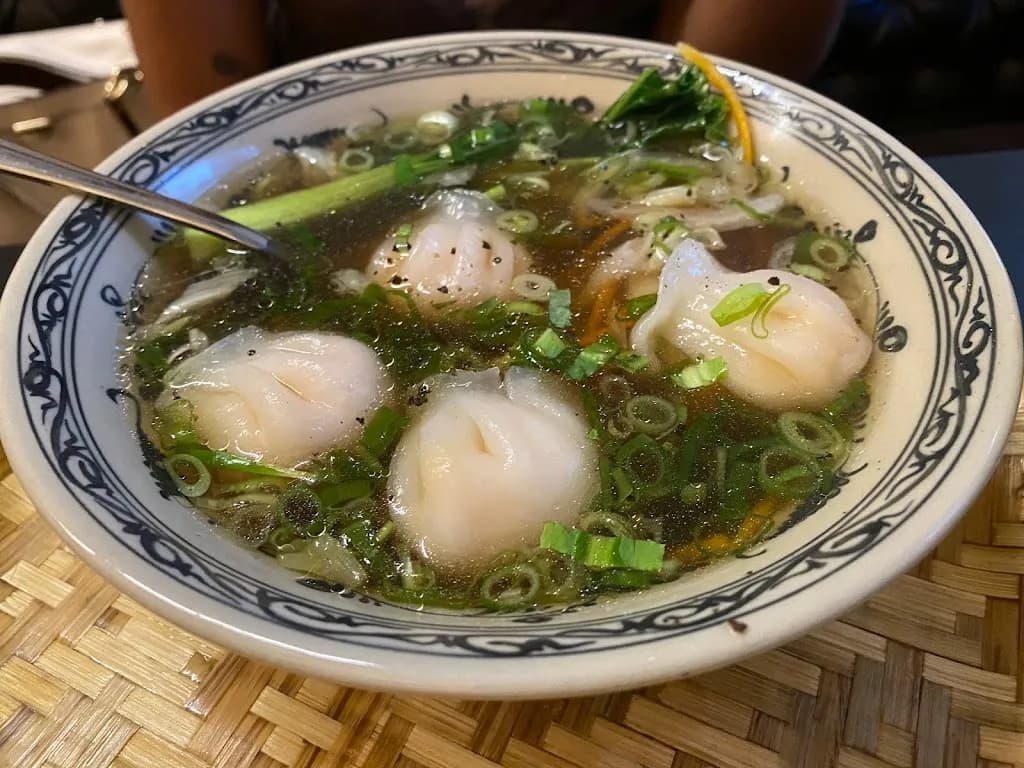 Quán Nón Restaurant