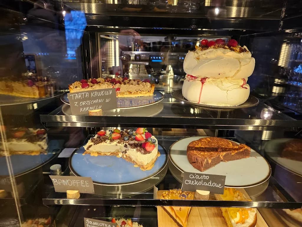 Lavenda Food & Cake
