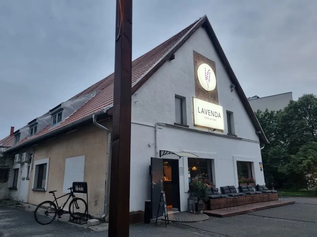 Lavenda Food & Cake