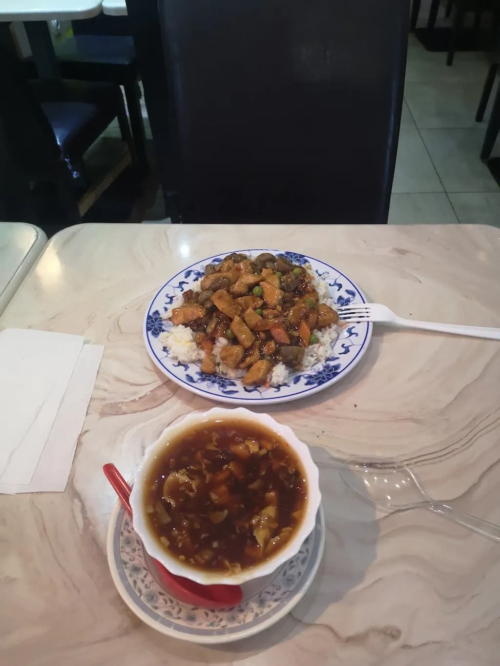 Nemzetközi Kínai Büfé