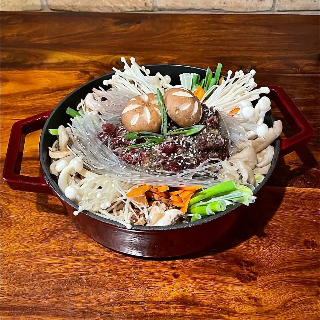 AUNTIE'S Korean Kitchen(이모네)