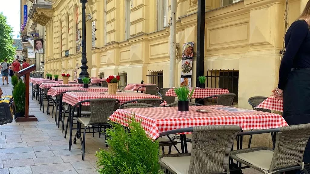 Made In Hungaria Restaurant