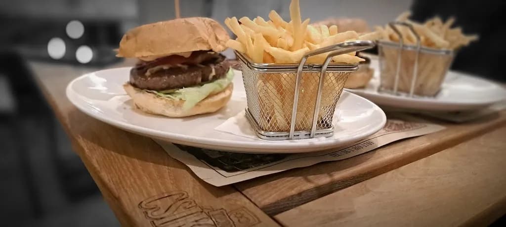 Csíki Söröző & Étterem