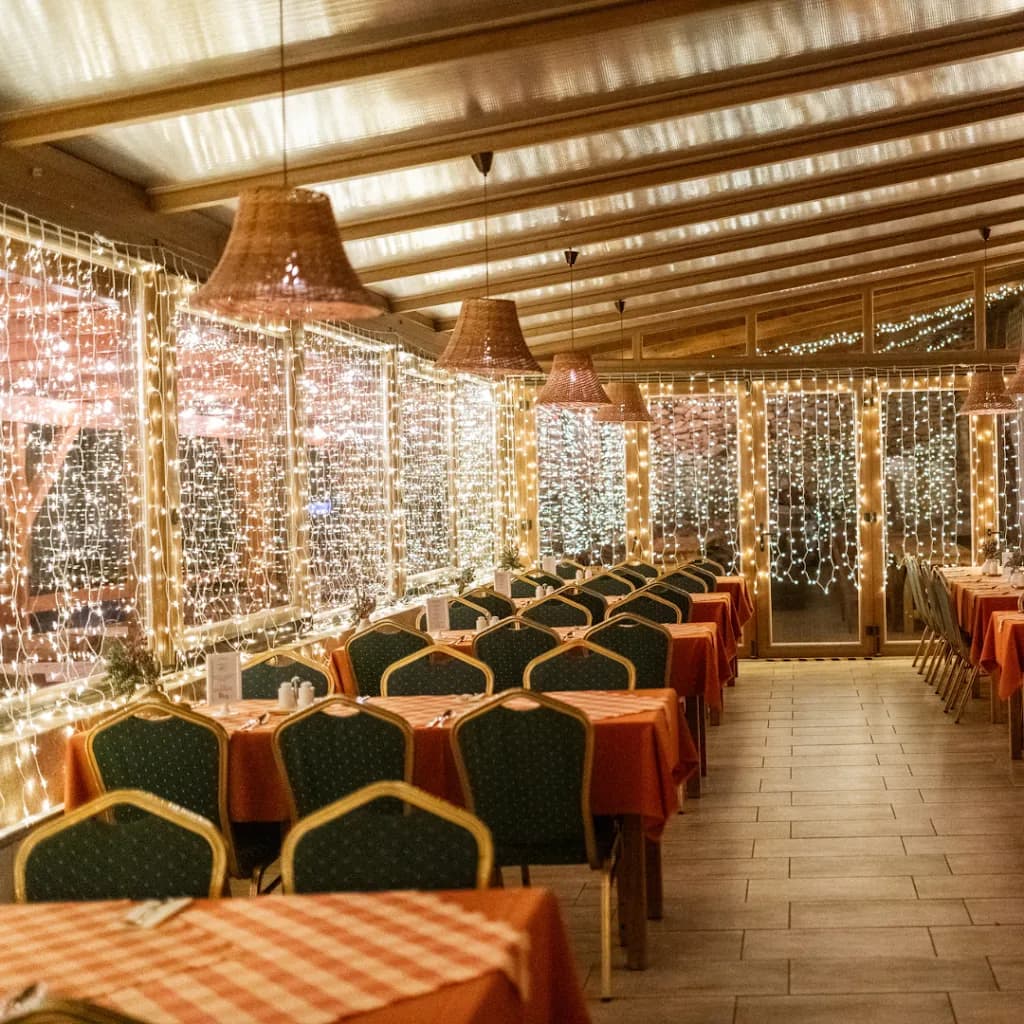 Fenyőgyöngye Vendéglő