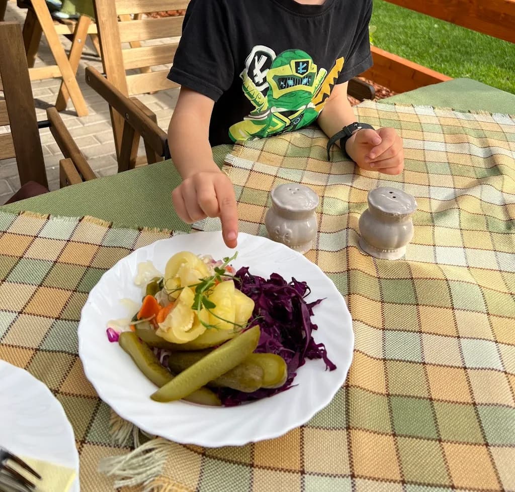 Fenyőgyöngye Vendéglő