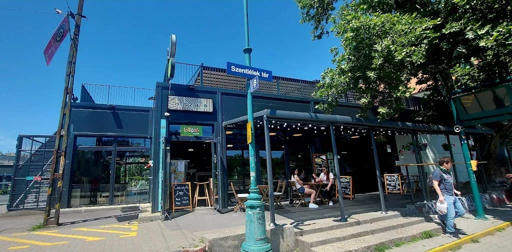 Átszálló Bisztró