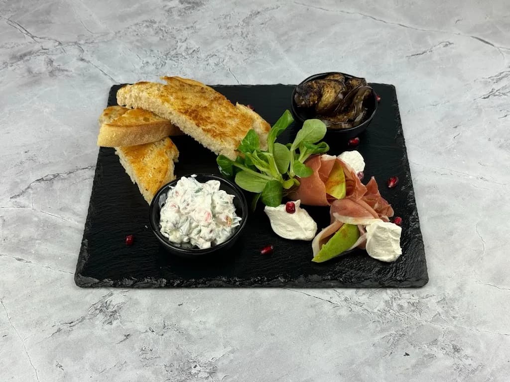 Heavenly Kitchen & Bar