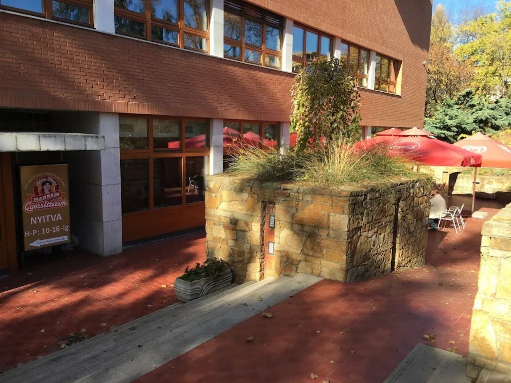 Márta Mama Mannája gyorsétterem