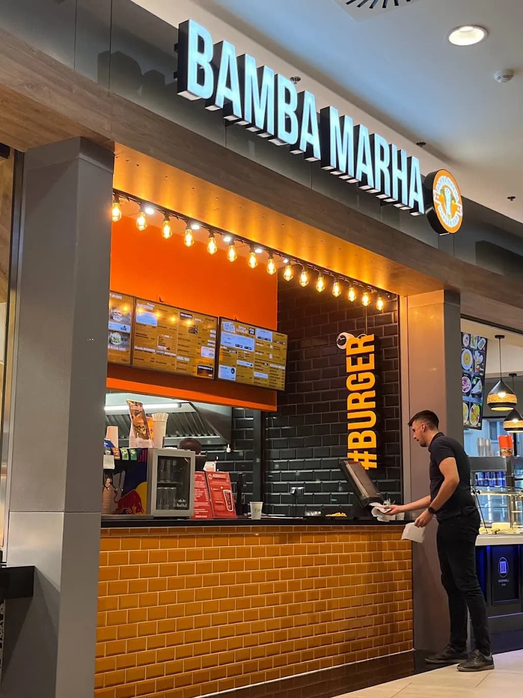 Bamba Marha Burger Bár #ALLEE