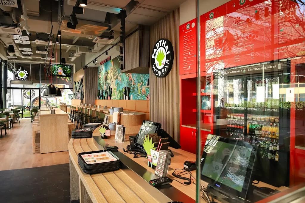 padthai wokbar MOM Sport