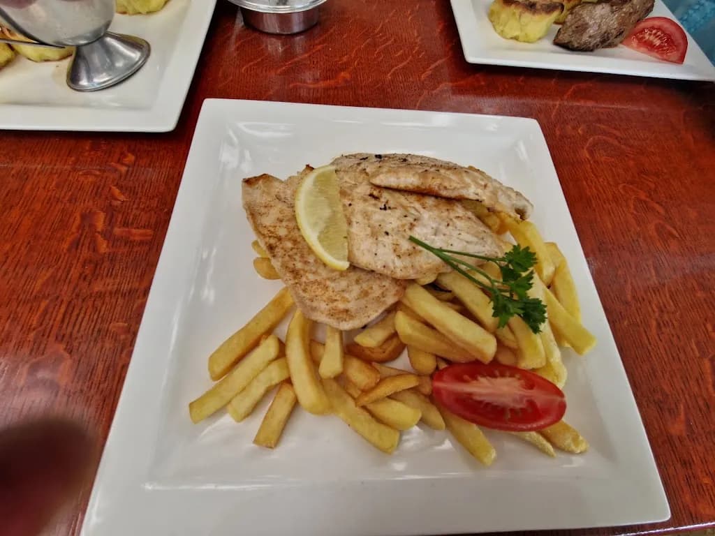 Pizza Paradicsom Non-Stop Étterem és Pizzéria