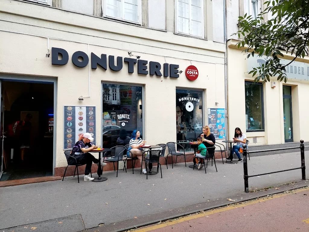 Donuterie Cafe - donuts, coffee & more