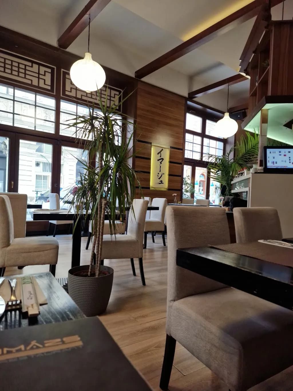 Imázs thai, japán és sushi étterem