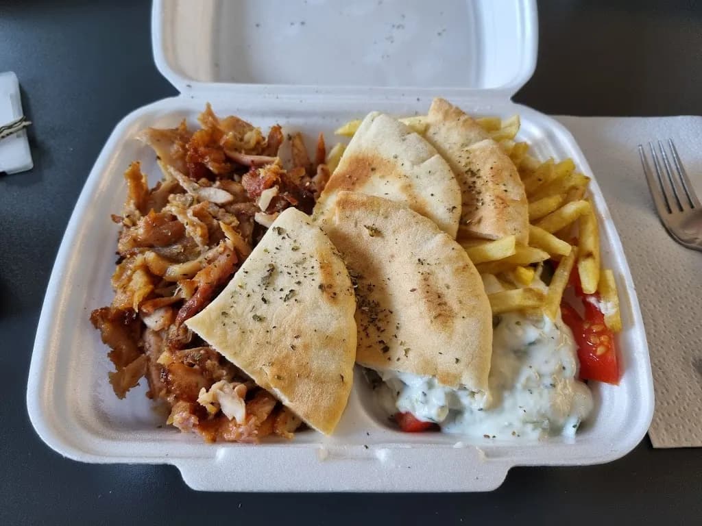 Kyros Yeeros - Grk's - Görög gyorsétterem