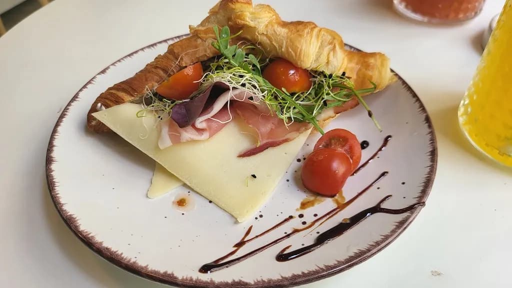 ZöldDió Cafe & Deli