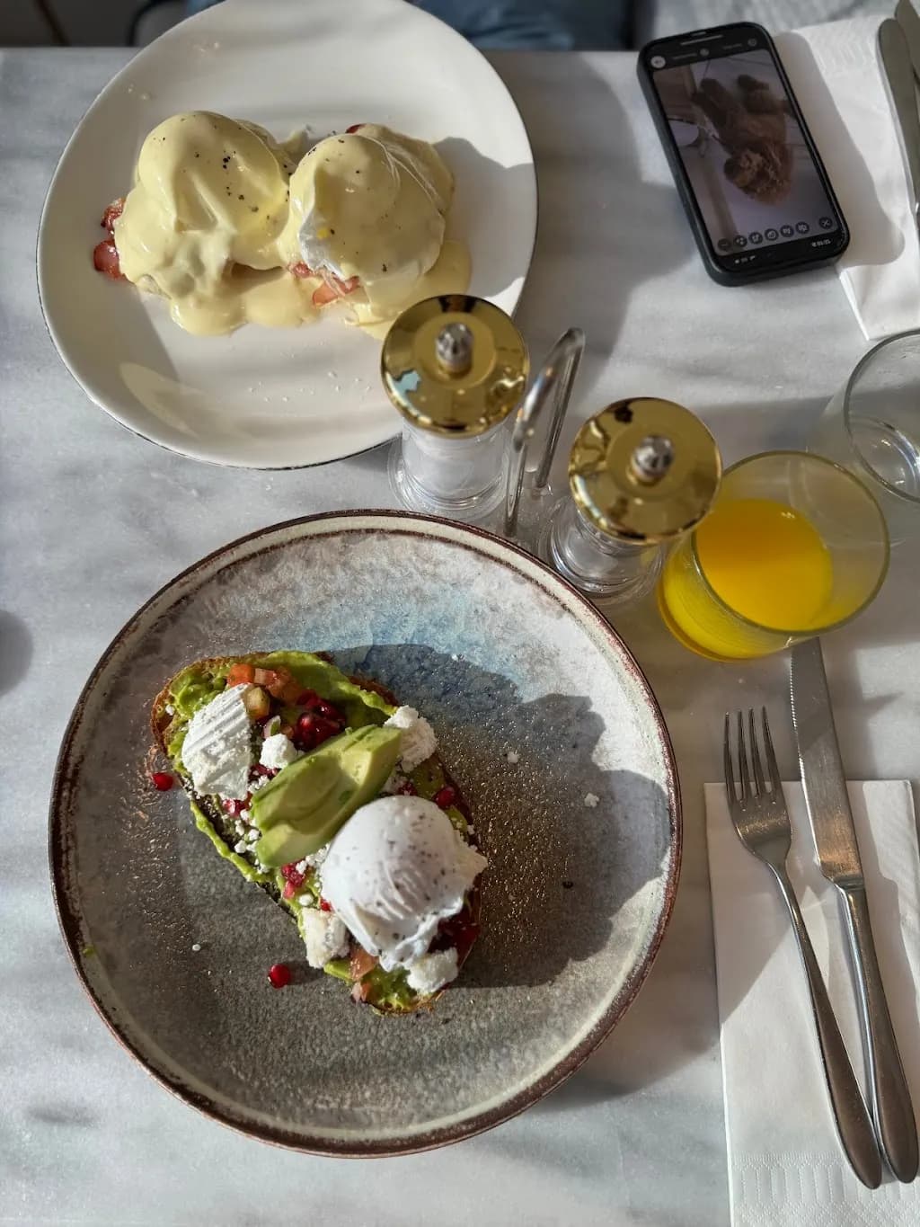 Á la Maison Breakfast and Brunch Restaurant