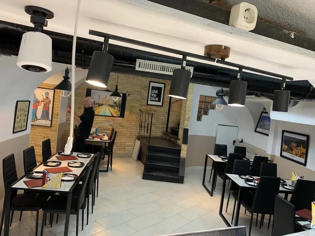 Everest indian restaurant