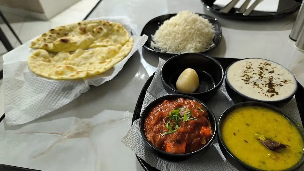 Everest indian restaurant