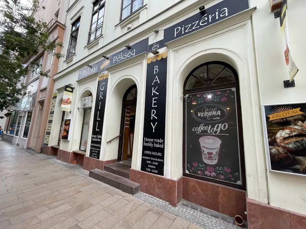 Palotai Pékség és Pizzéria