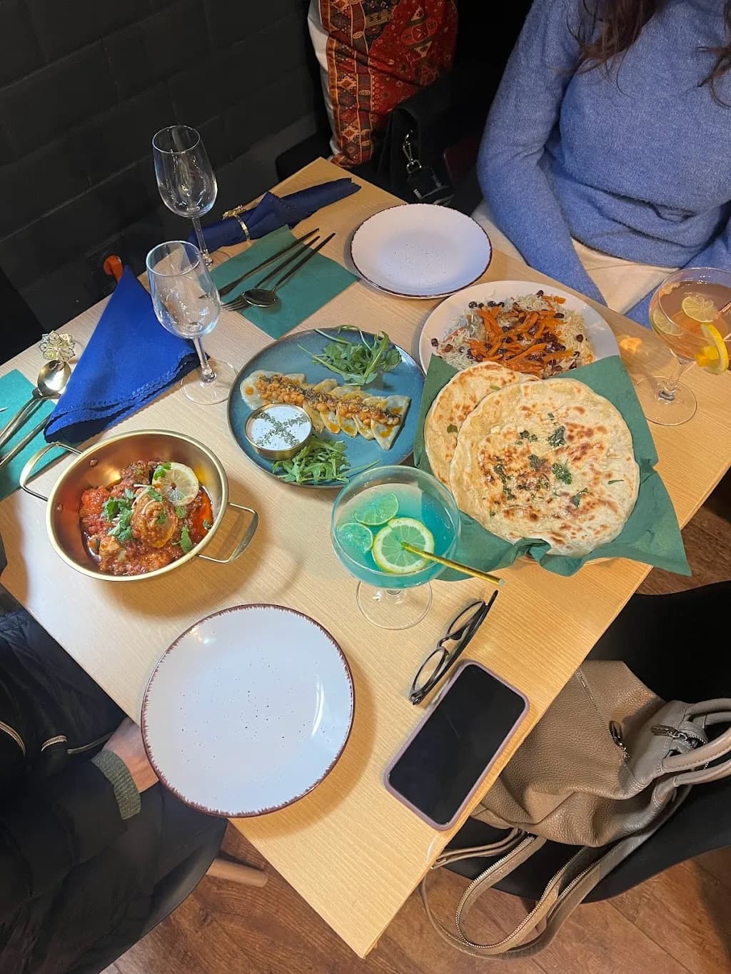 Watan Afghan Étterem | افغان رستورنت (halal)