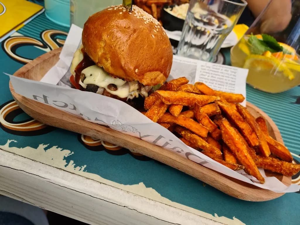 Johnny's Bistro Buda