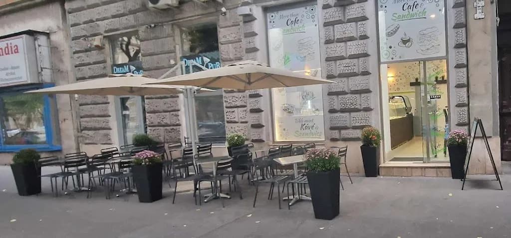 Több Mint Kávé és szendvics