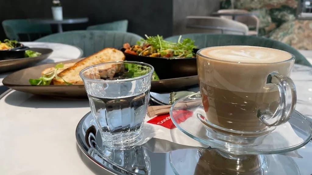 Asterisk, Restaurant & Gallery