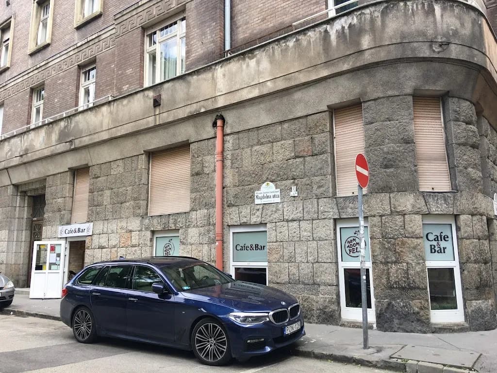 Nem Adom Fel Kávézó és Étterem