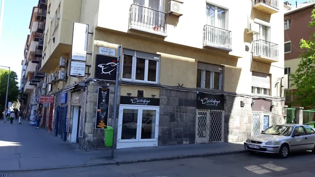 Csirkefogó étterem