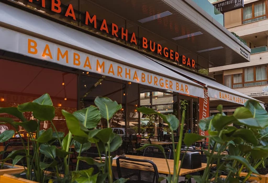 Bamba Marha Burger Bár #CORVIN