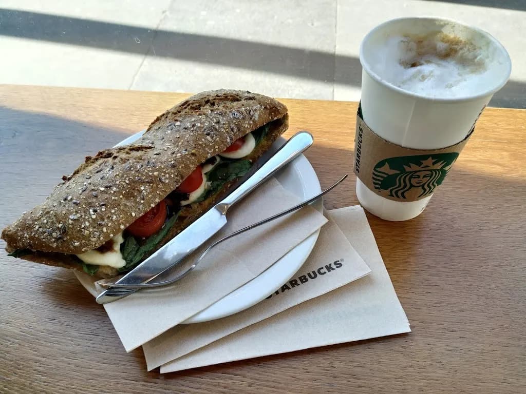 Starbucks Király