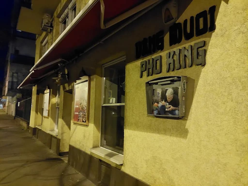 Dang Muoi Phở Attila út