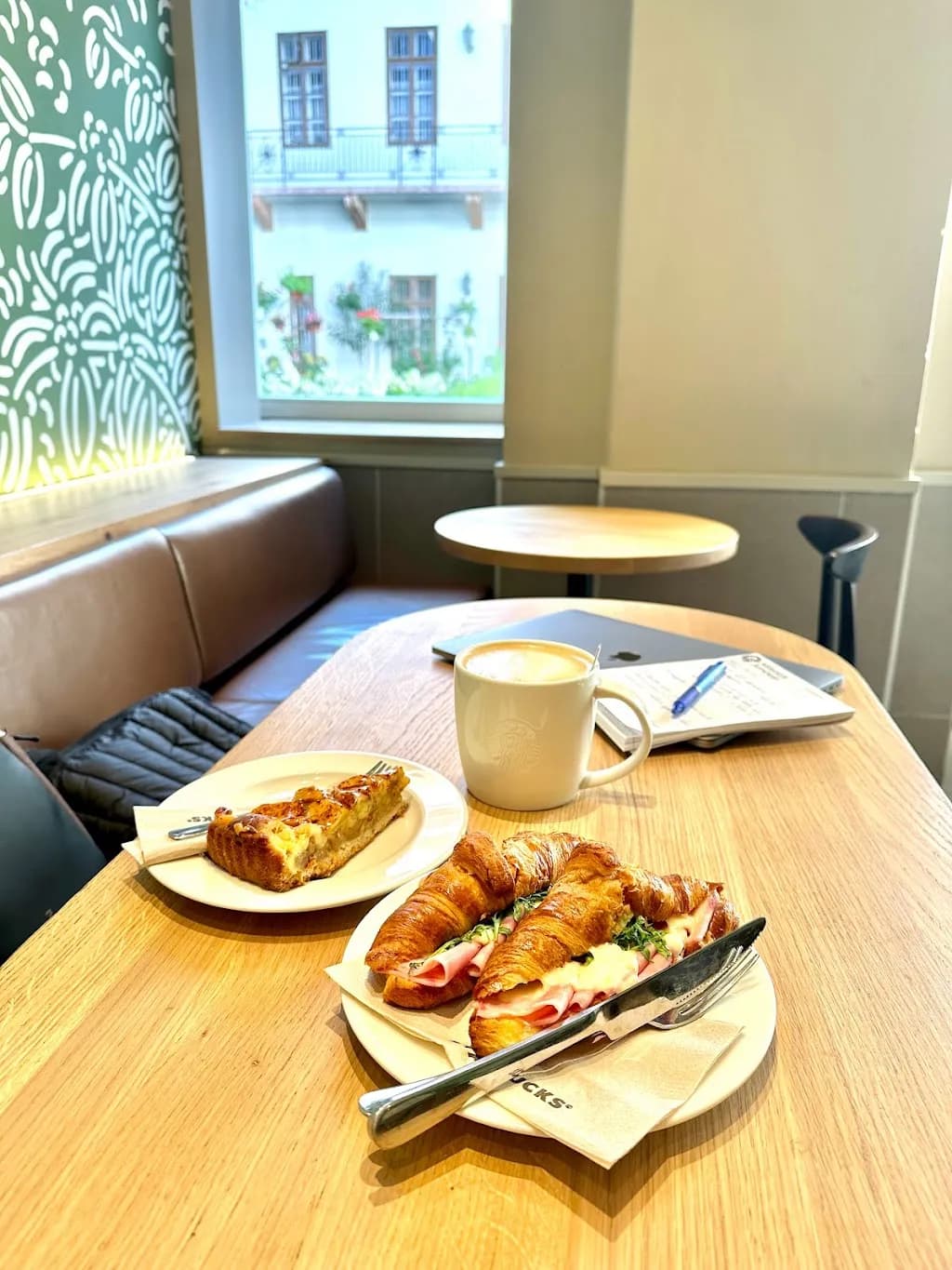 Starbucks Podmaniczky