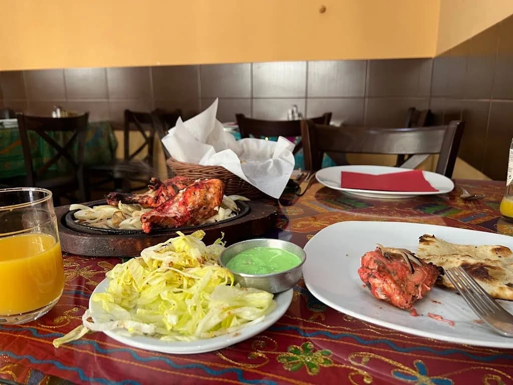 Tandoori Indian Restaurant (Halal)