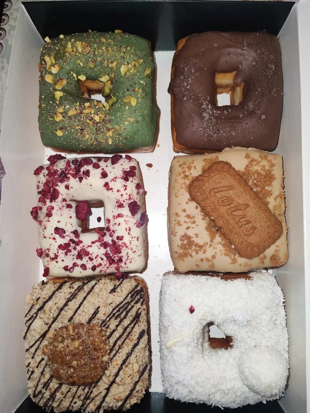 The Box Donut Gobuda