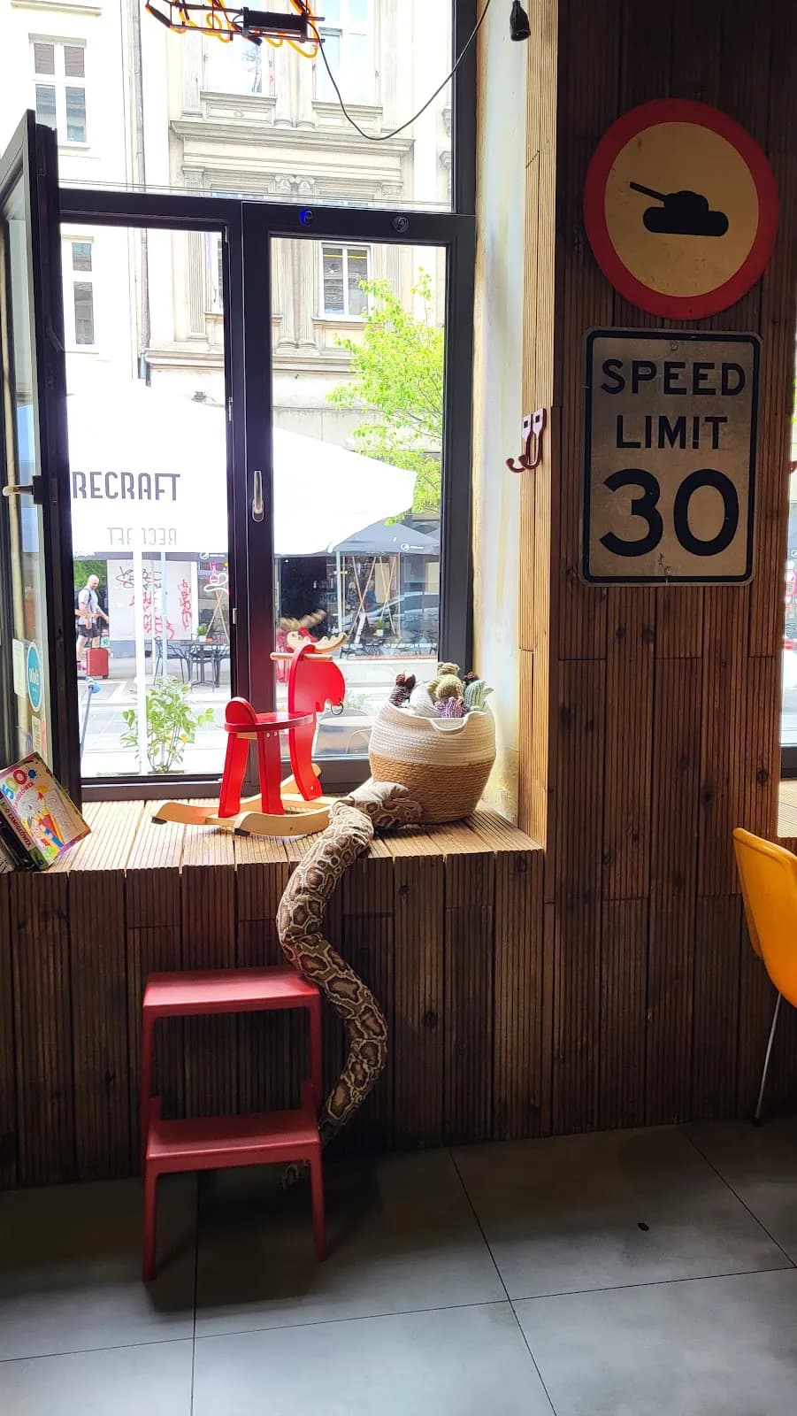 Mai Pen Raj by Gotuyam