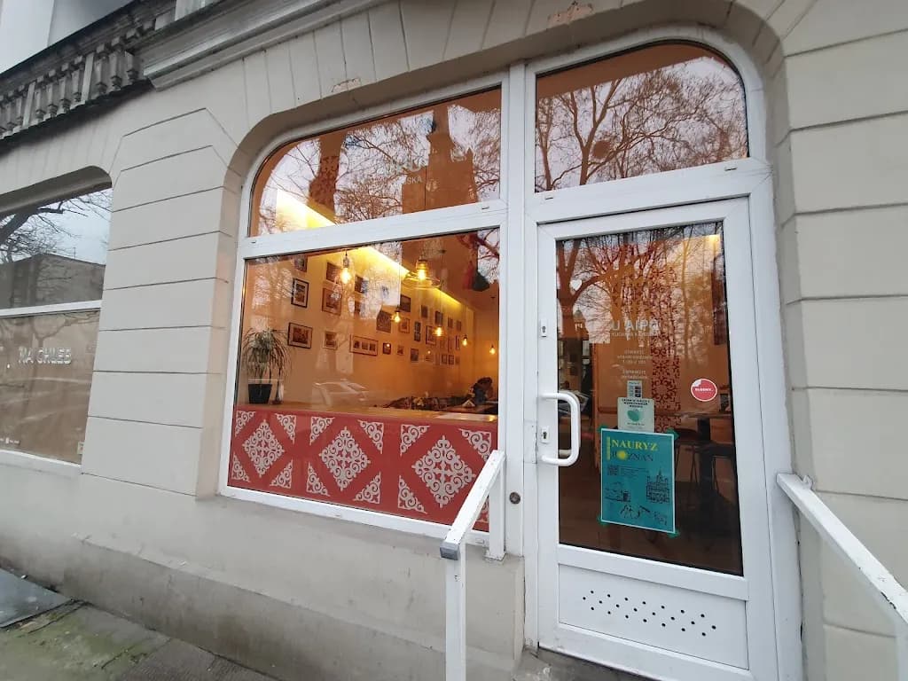 U AIPO Restauracja z kuchnią Kirgistanu