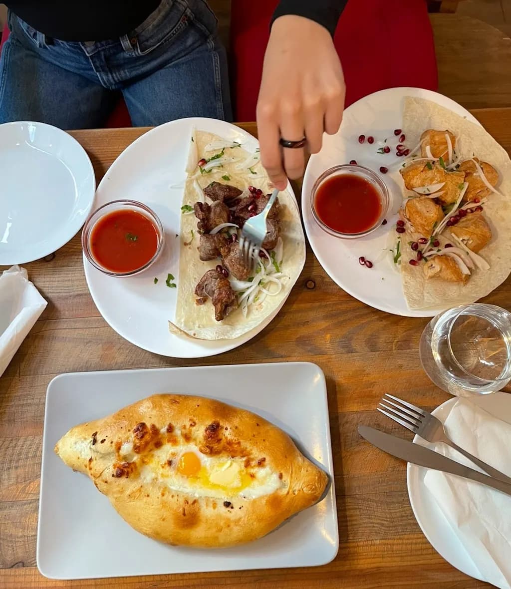 QVEVRI Restauracja Gruzińska