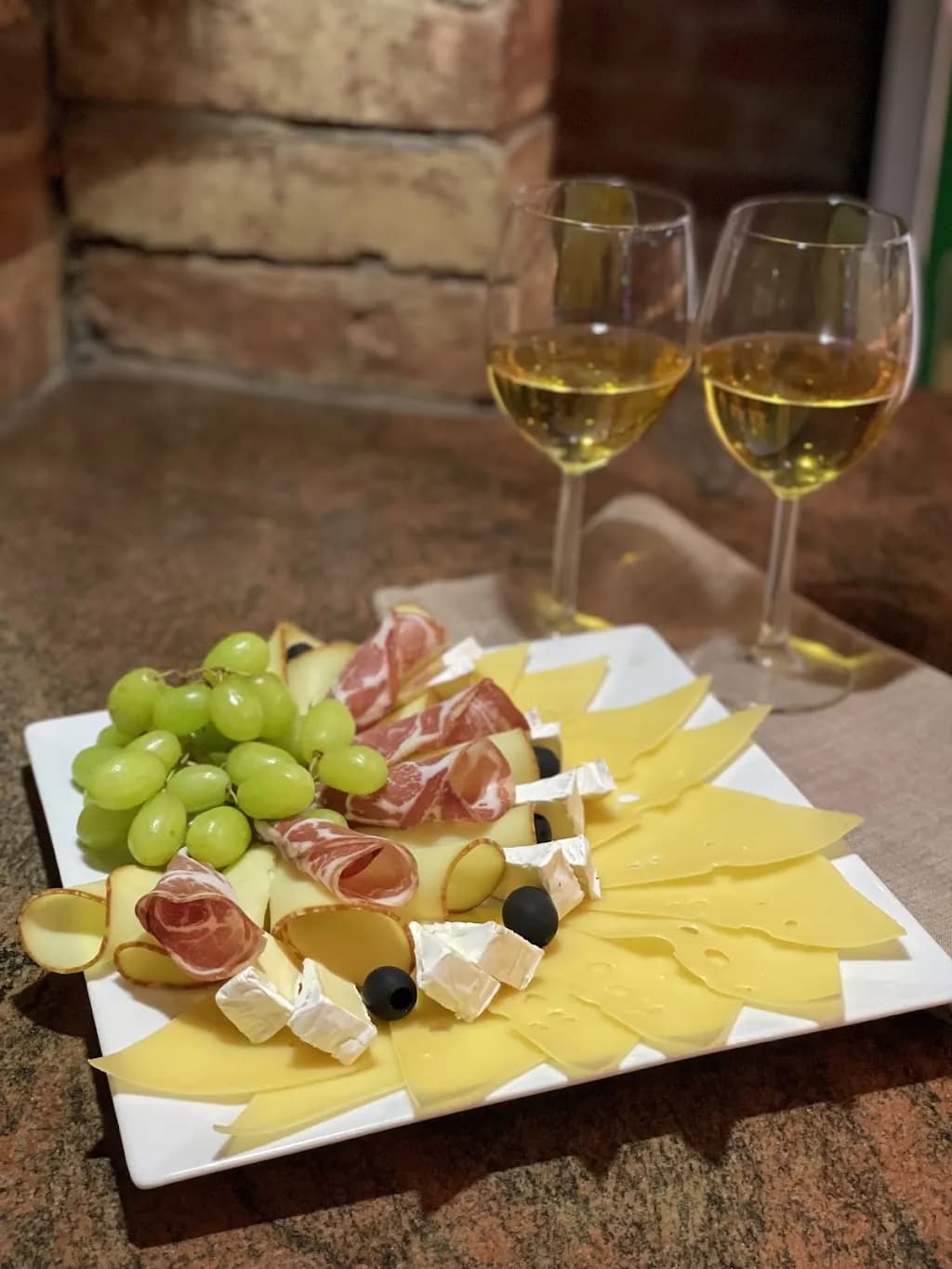 Restauracja & Karaoke La Minor