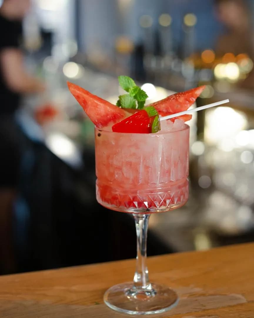 Just Friends Poznań - Restauracja | Cocktail bar