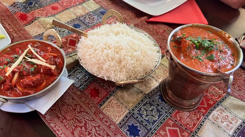 Taj-India. Restauracja indyjska