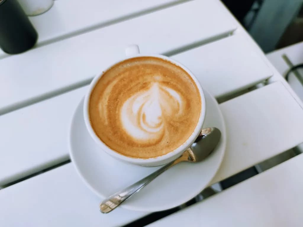 Bułkę przez Bibułkę