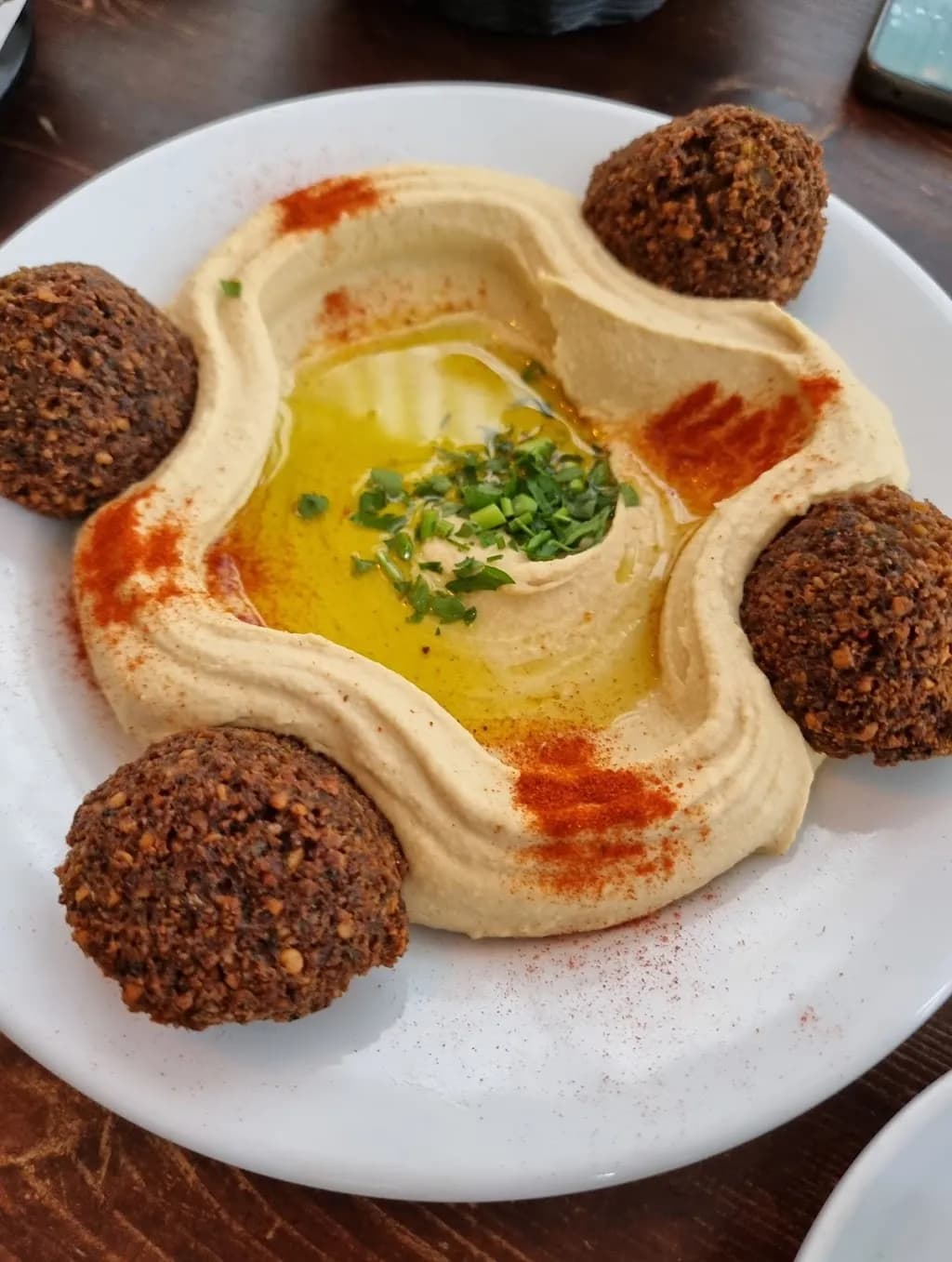 MEZZE hummus & falafel